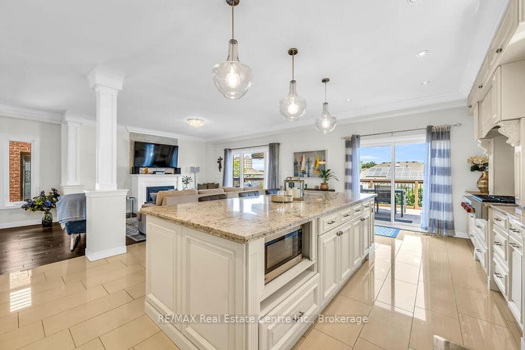 59 Onyx Court photo 9