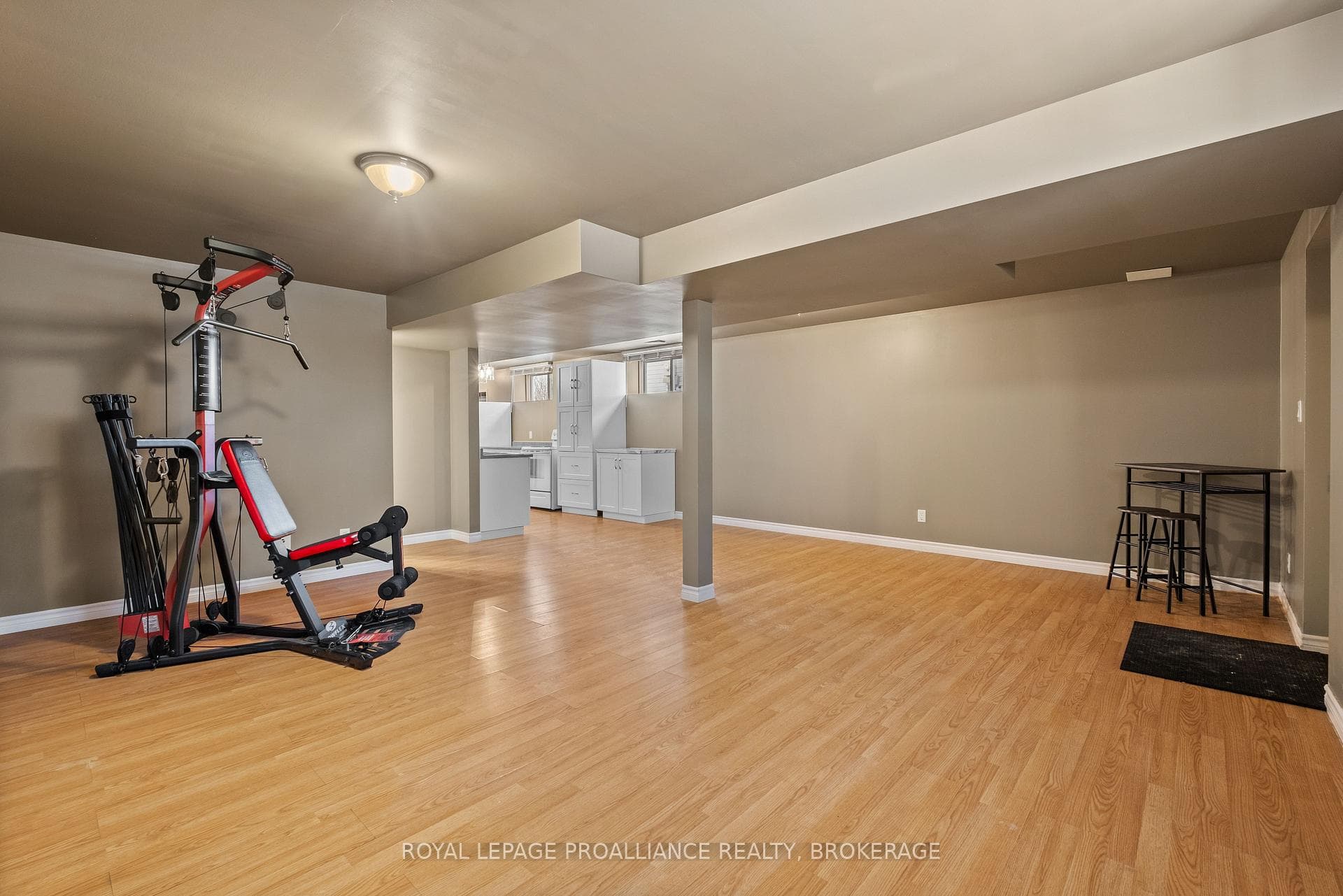 832 Peachwood Street photo 25
