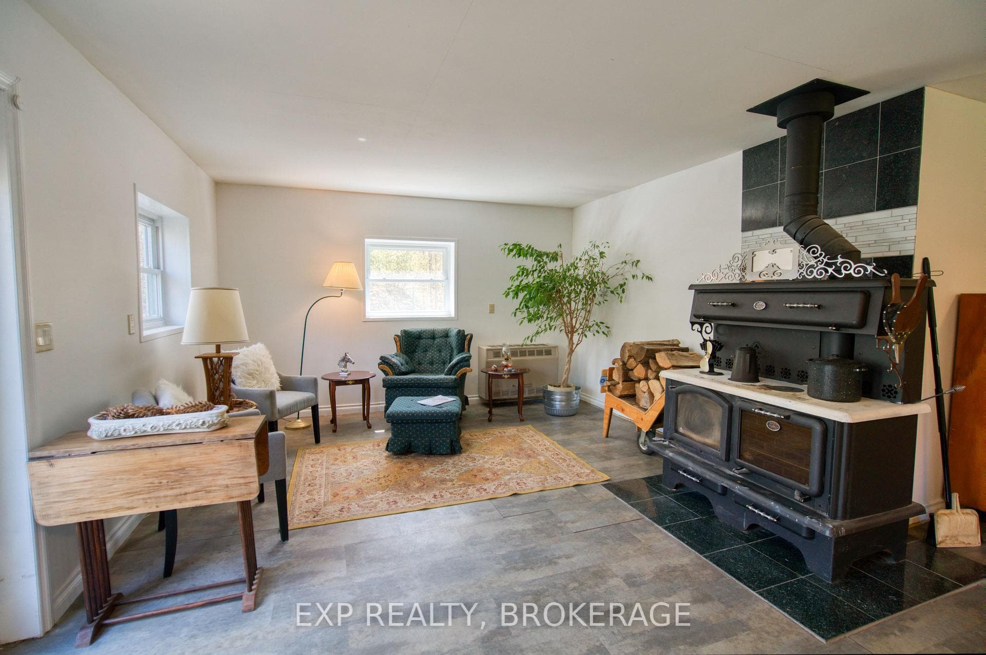 371 Sherbrooke Drive photo 6