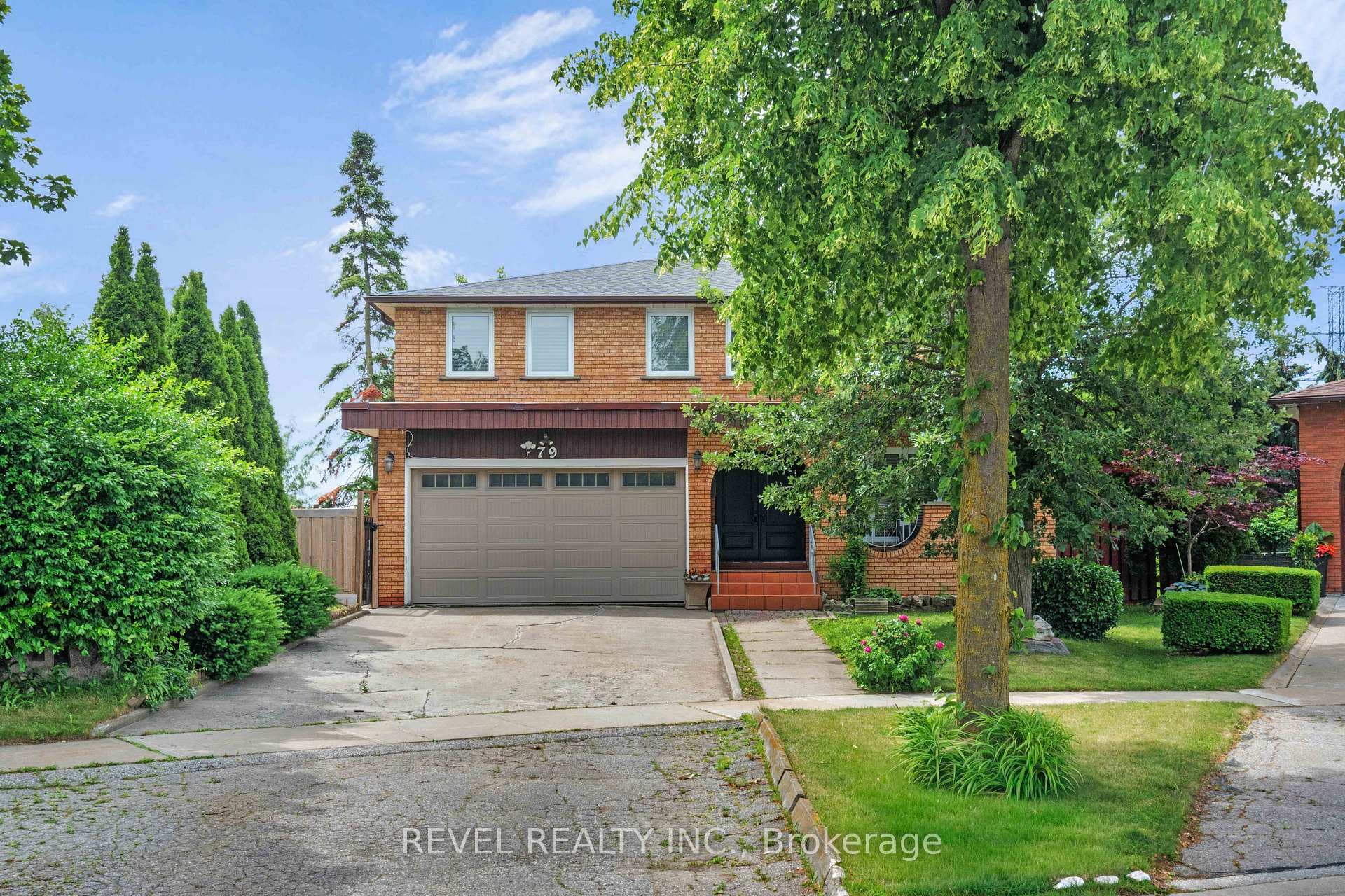 79 Arran Crescent photo 2