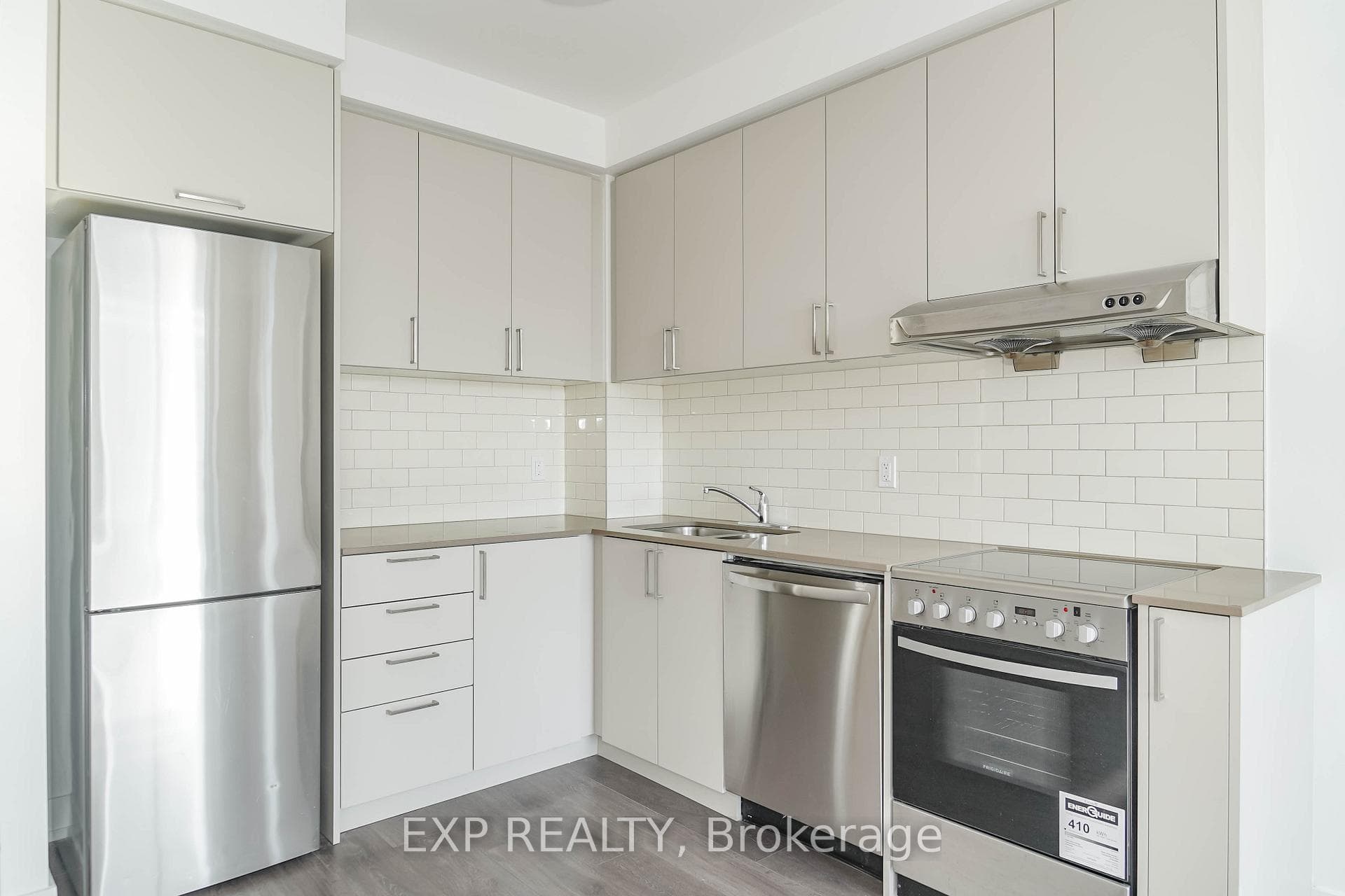 268 Buchanan Drive Unit 707W photo 17