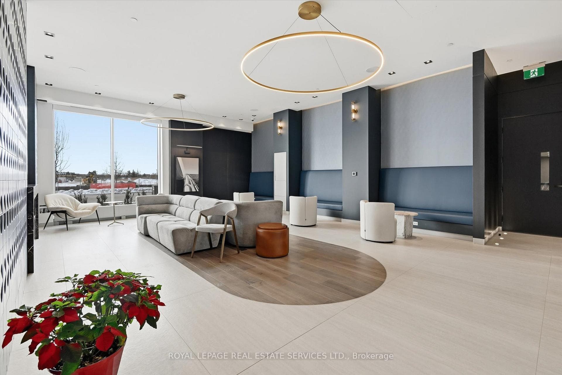 Designer Lobby with Lounge