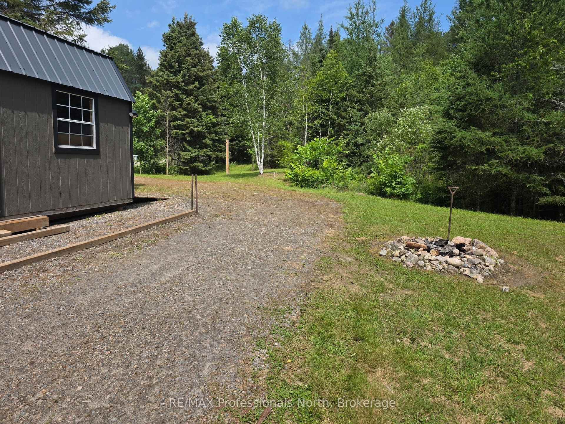 737 HILL AND GULLY Road photo 8