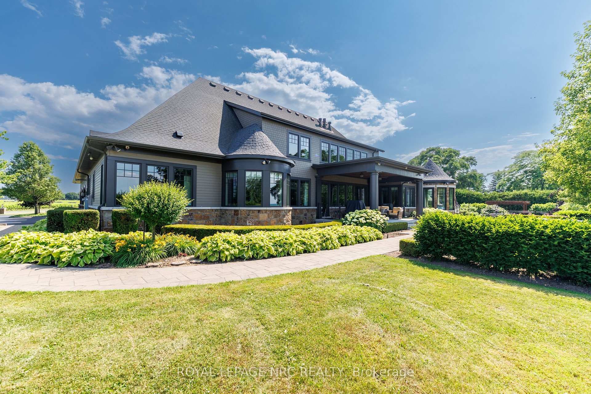 1234 Lakeshore Road photo 48