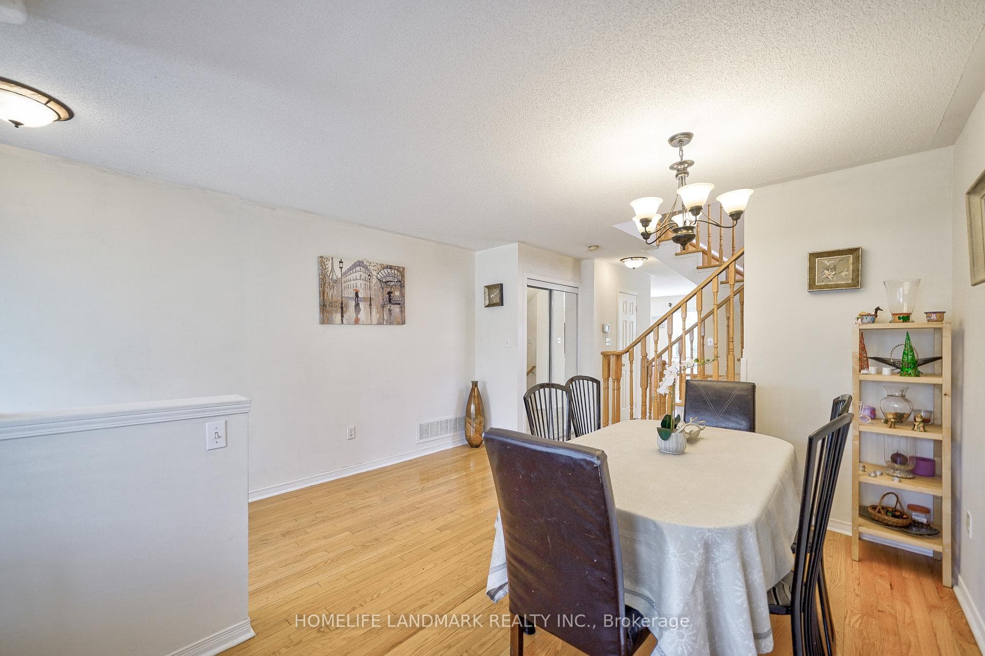 610 Julia Avenue photo 8