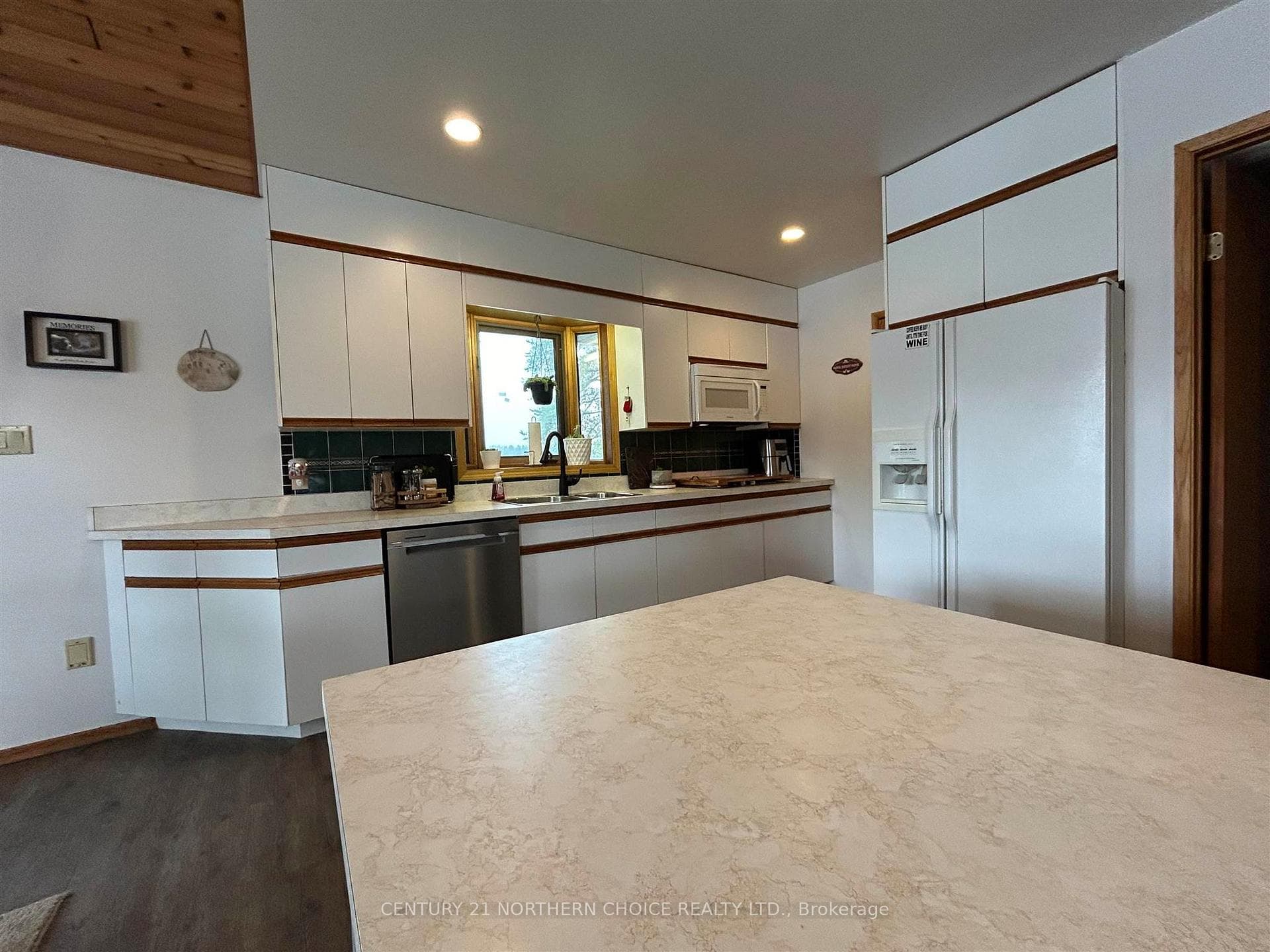 607 BEAR PASS Road photo 21