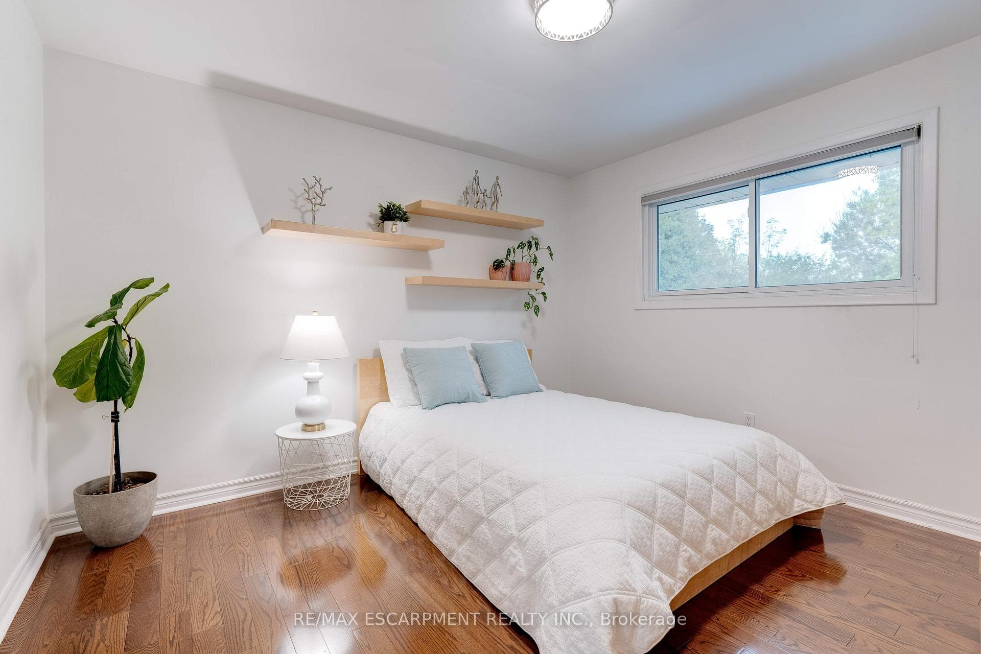 451 Sandlewood Road photo 27