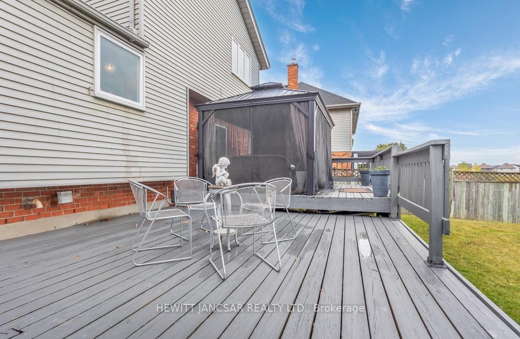 123 John Davies Drive photo 23