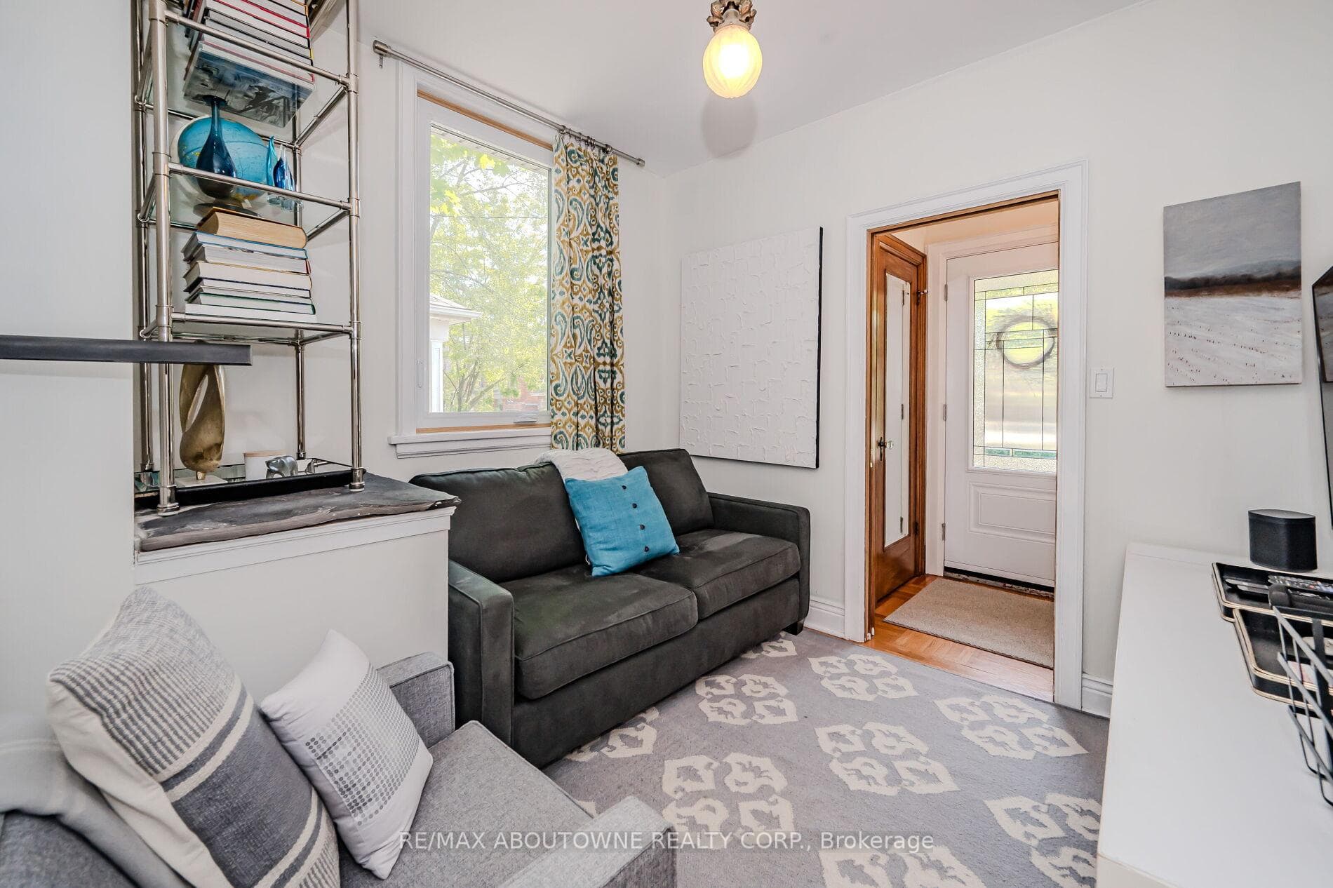 36 Hyde Park Avenue photo 18