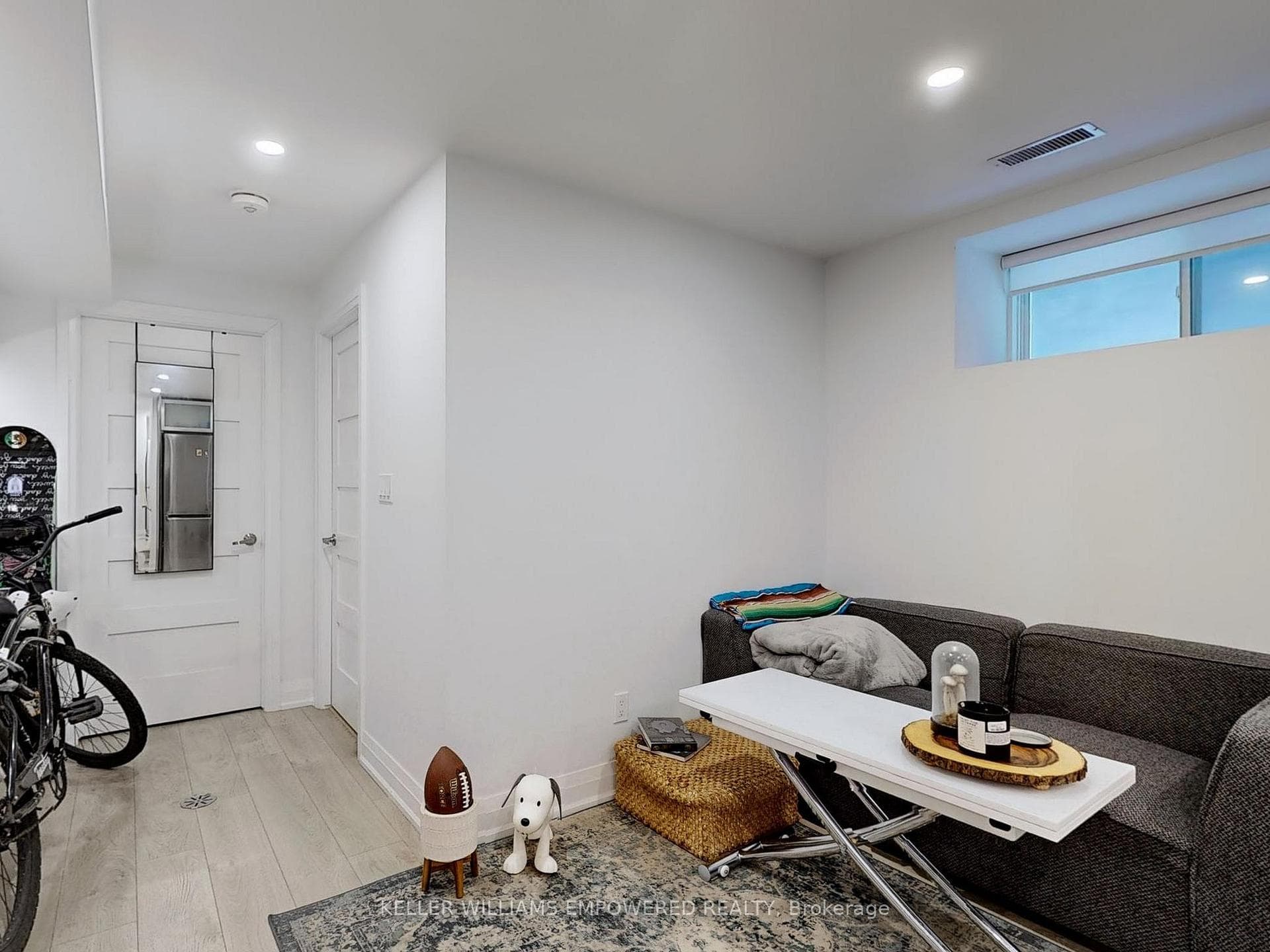 82 Russett Avenue Unit (Lower) photo 8
