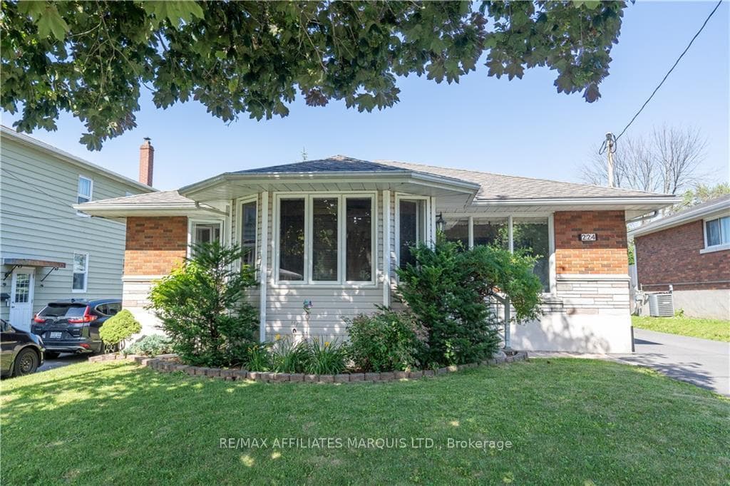 224 JARVIS Street photo 2