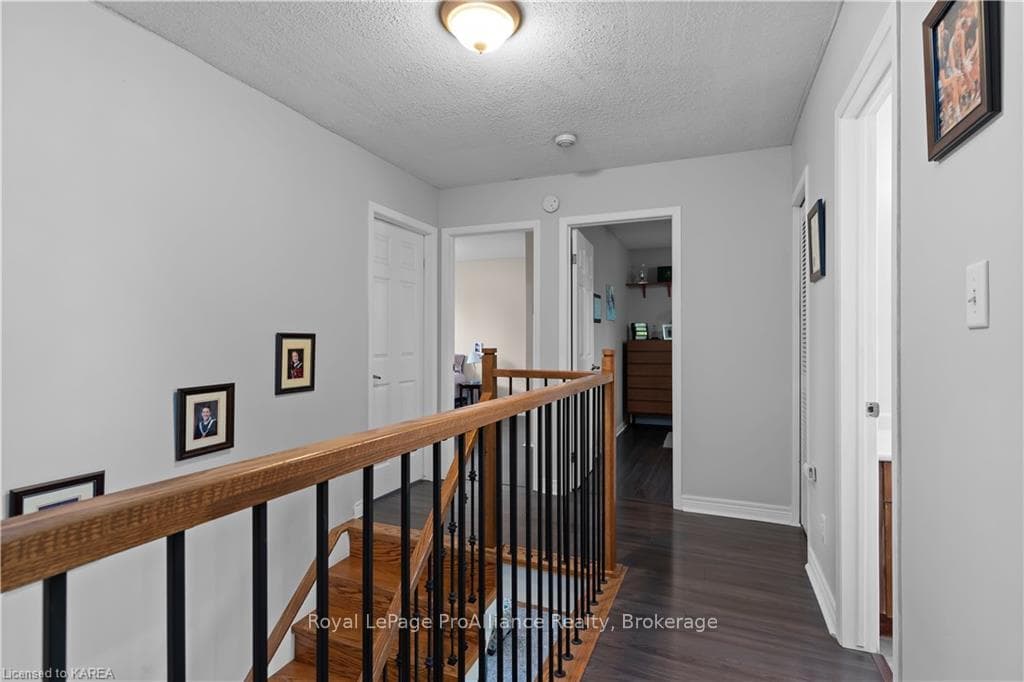 1219 ROCKWOOD Drive photo 18