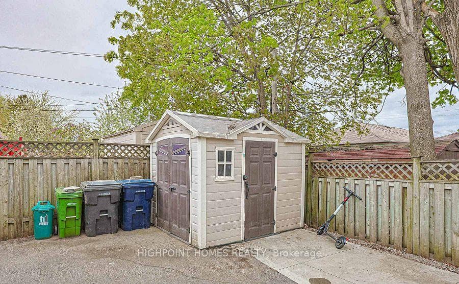 3 Mozart Avenue photo 49