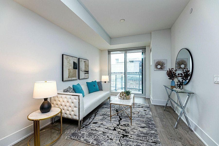 55 Merchants' Wharf Way Unit 531 photo 16