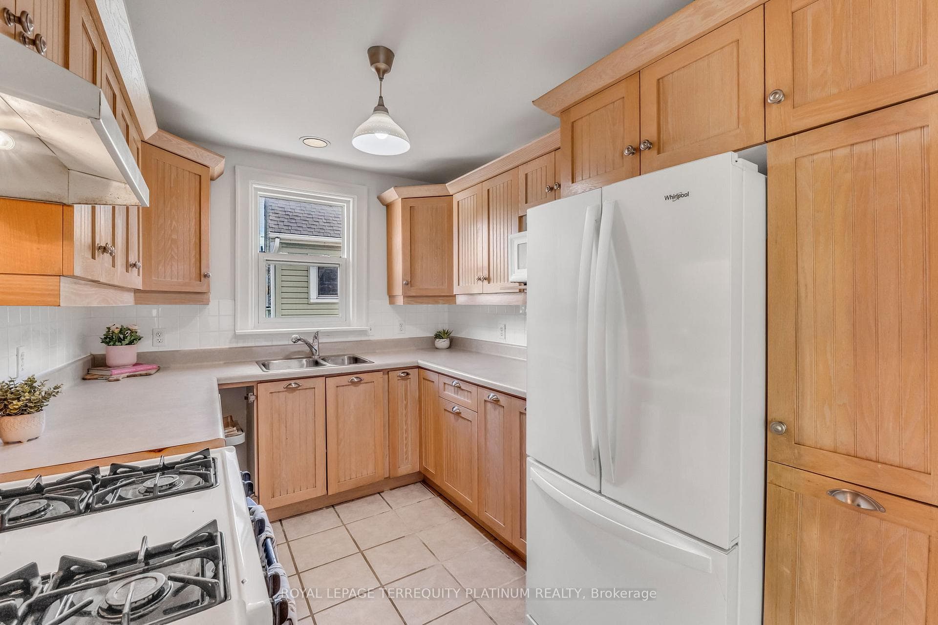 10 Locarno Avenue photo 15