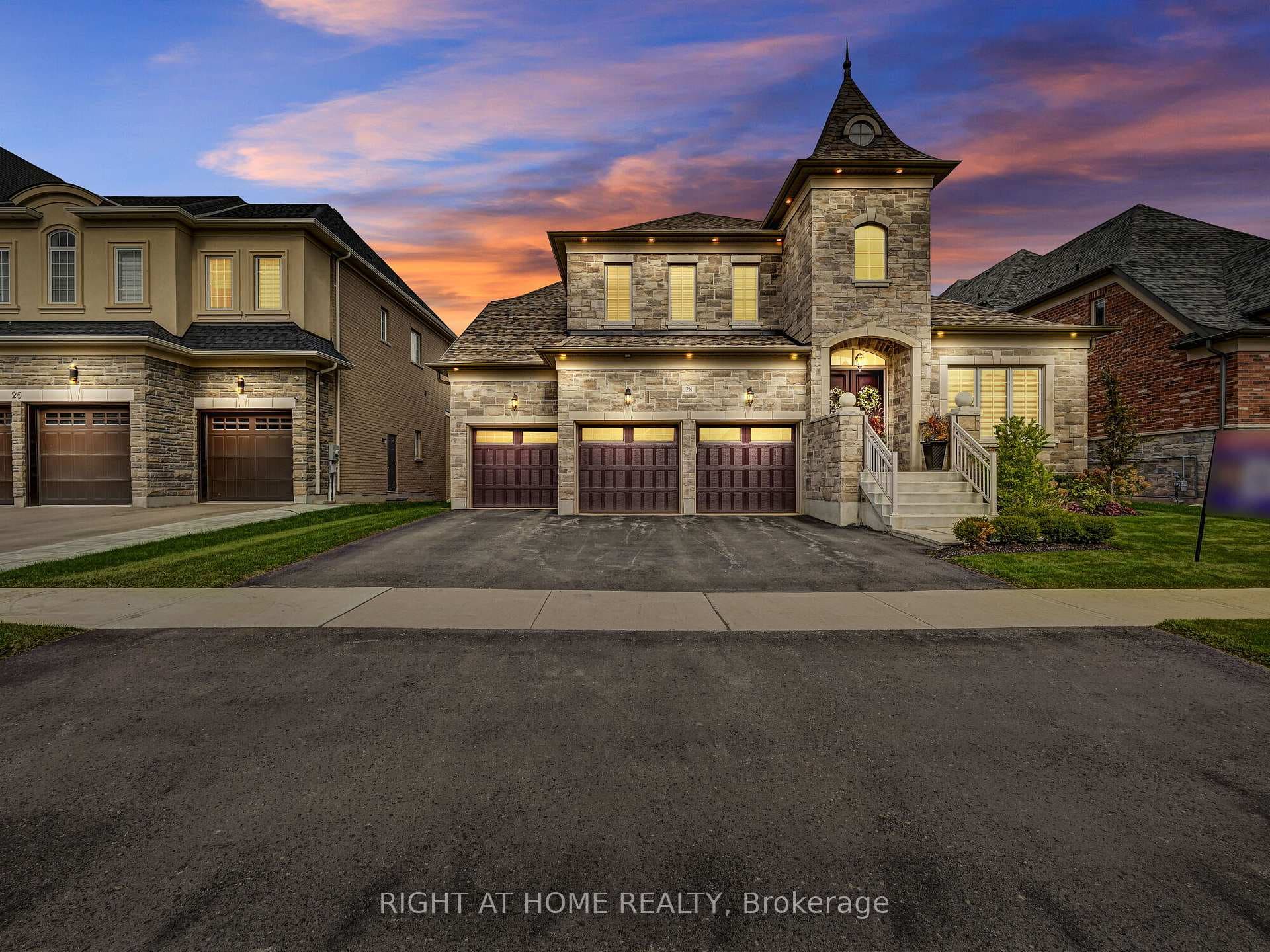 28 Coppermine Court photo 1