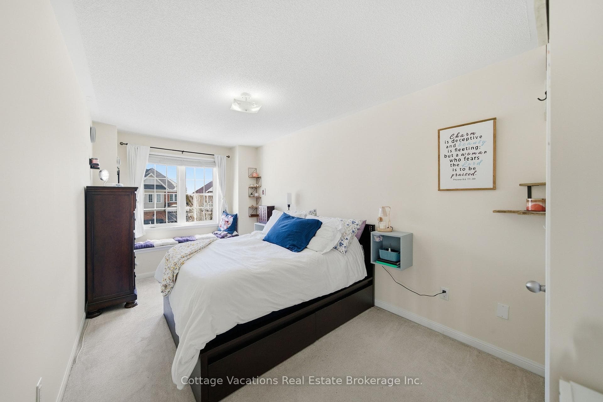 62 Adanac Drive photo 25