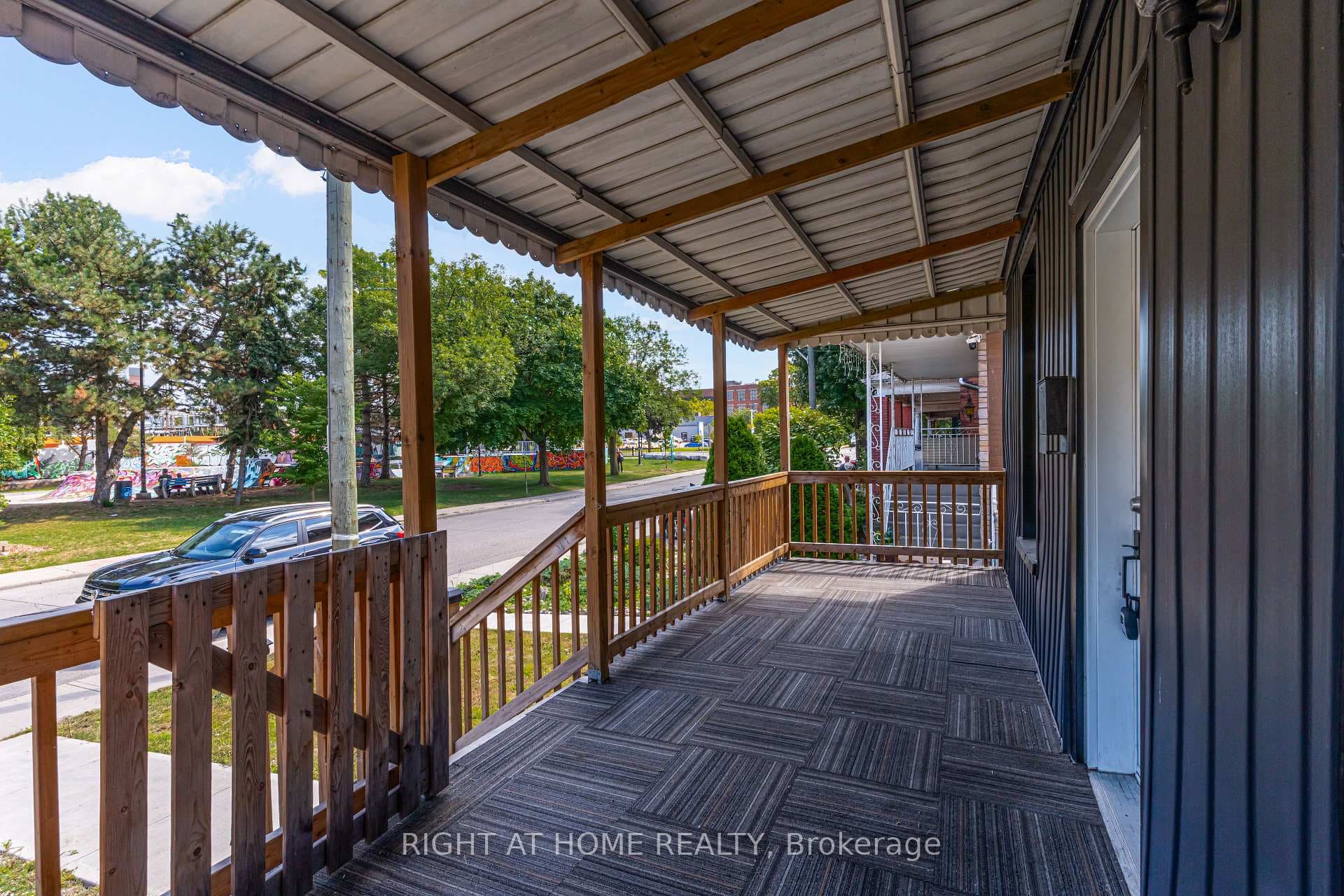 111 Mary Street photo 4