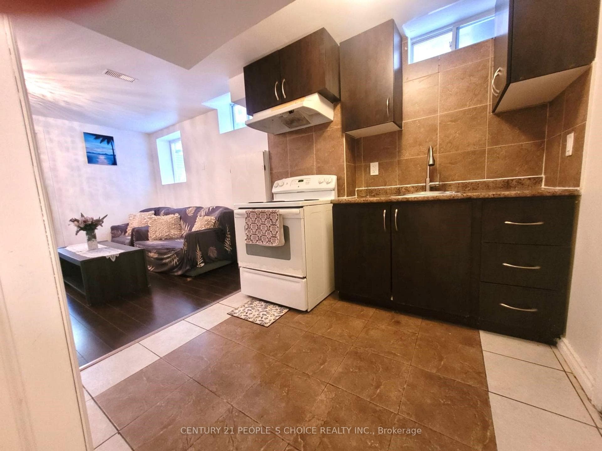 40 Palm Tree Road Unit (Basmt) photo 7