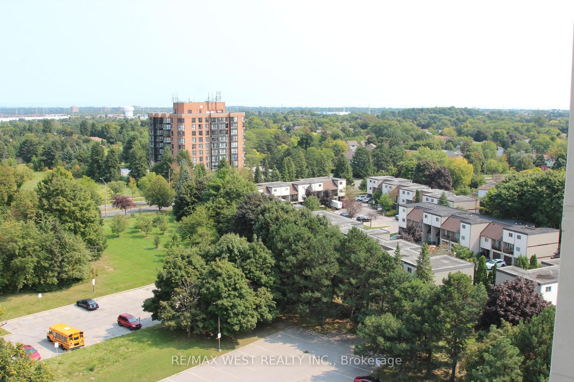unobstructed views, View the sunrise