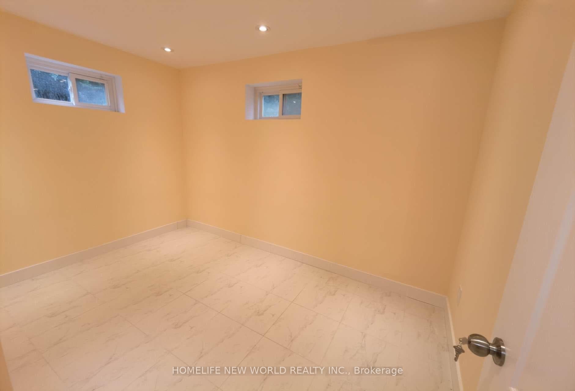 373 Allgood Street photo 9