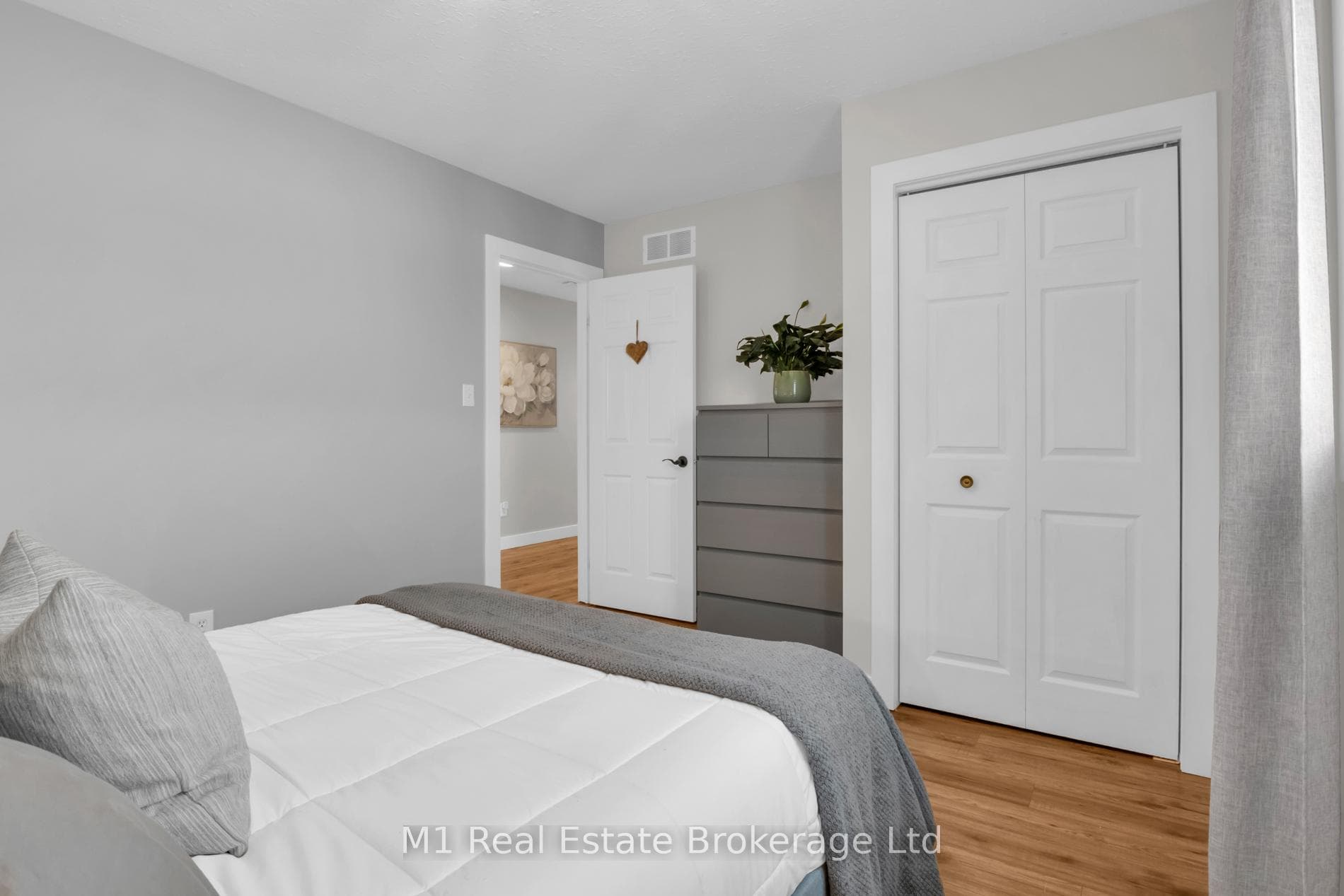 66 MILLIGAN Street photo 16