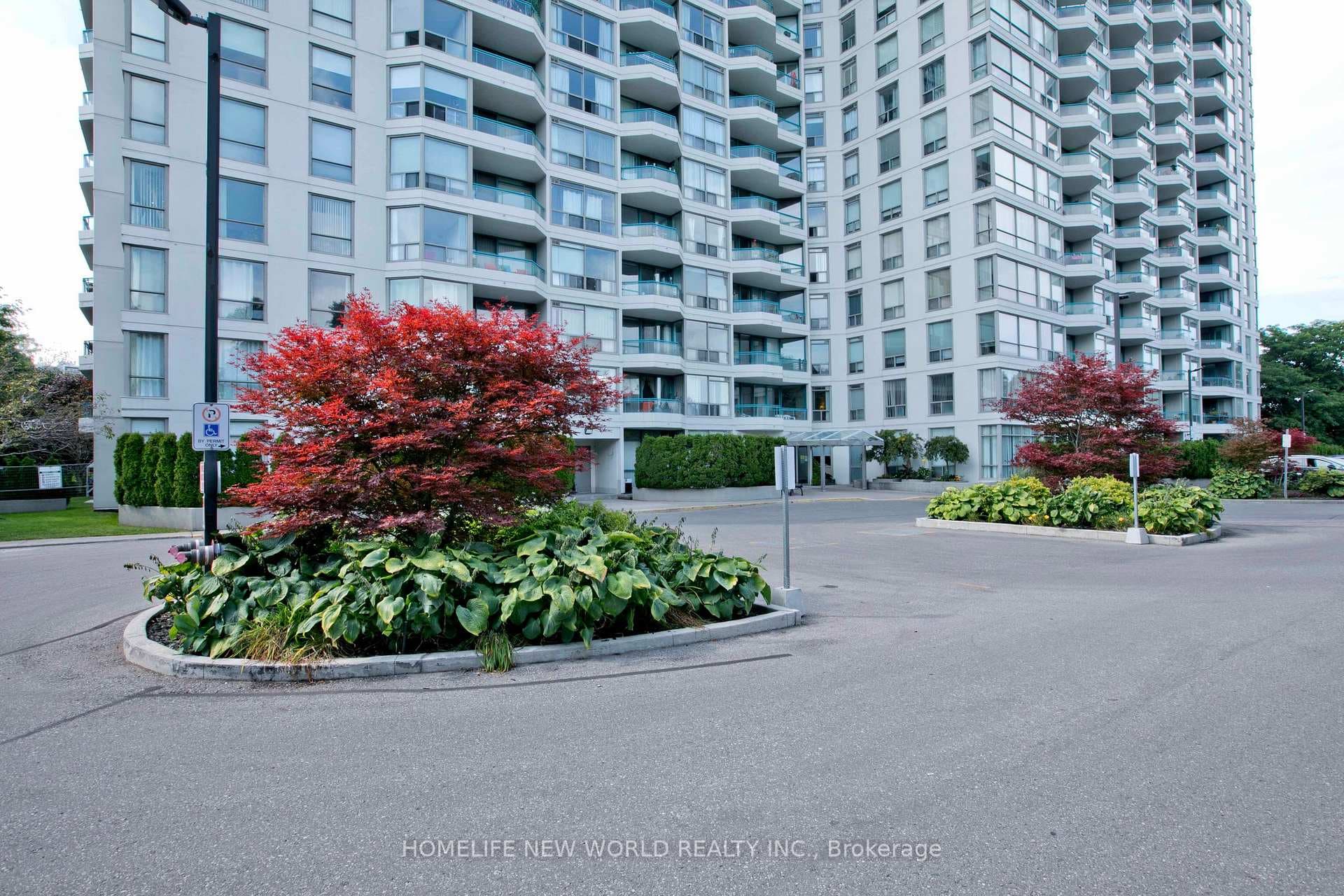 4727 Sheppard Avenue Unit 1205 photo 2