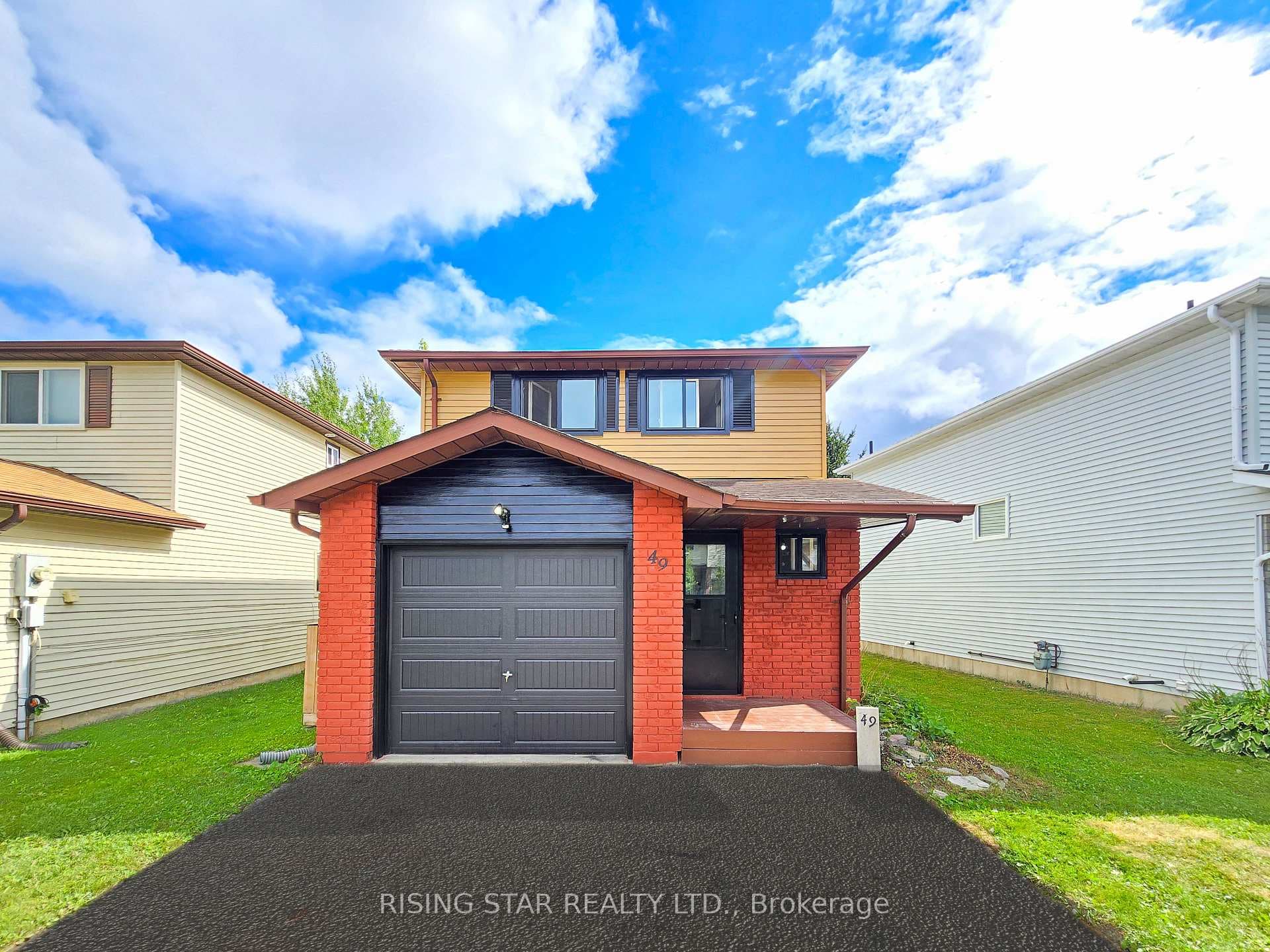 49 Corbett Drive photo 1