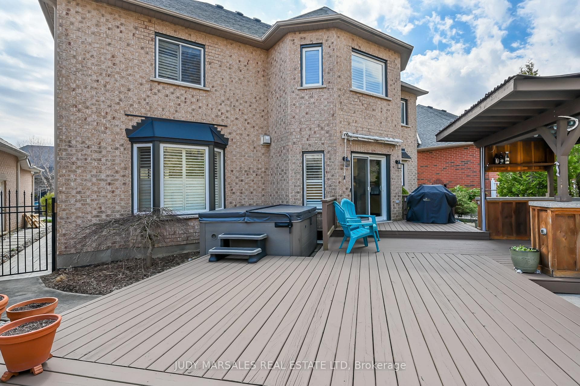 132 Davidson Boulevard photo 42