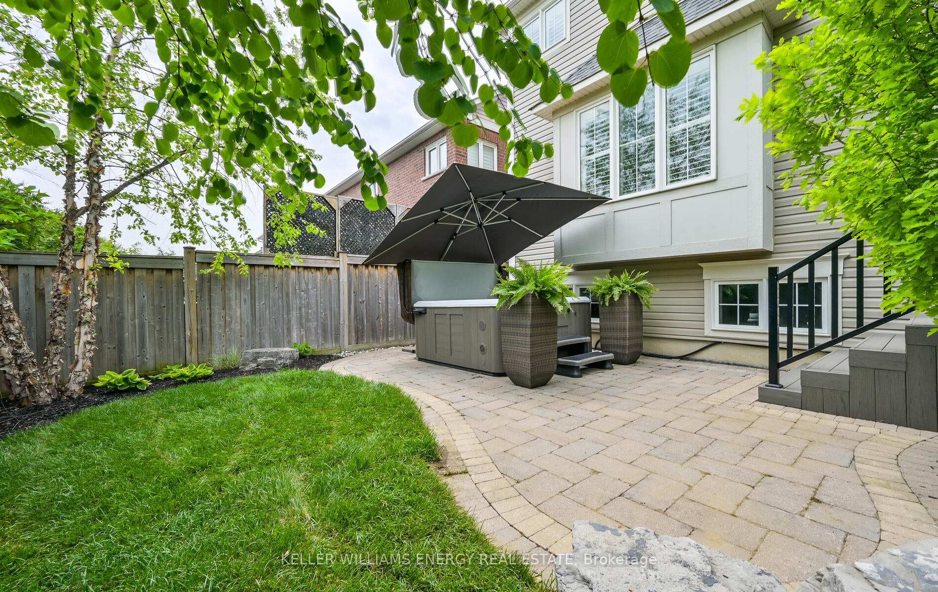 35 Bellhouse Place photo 45