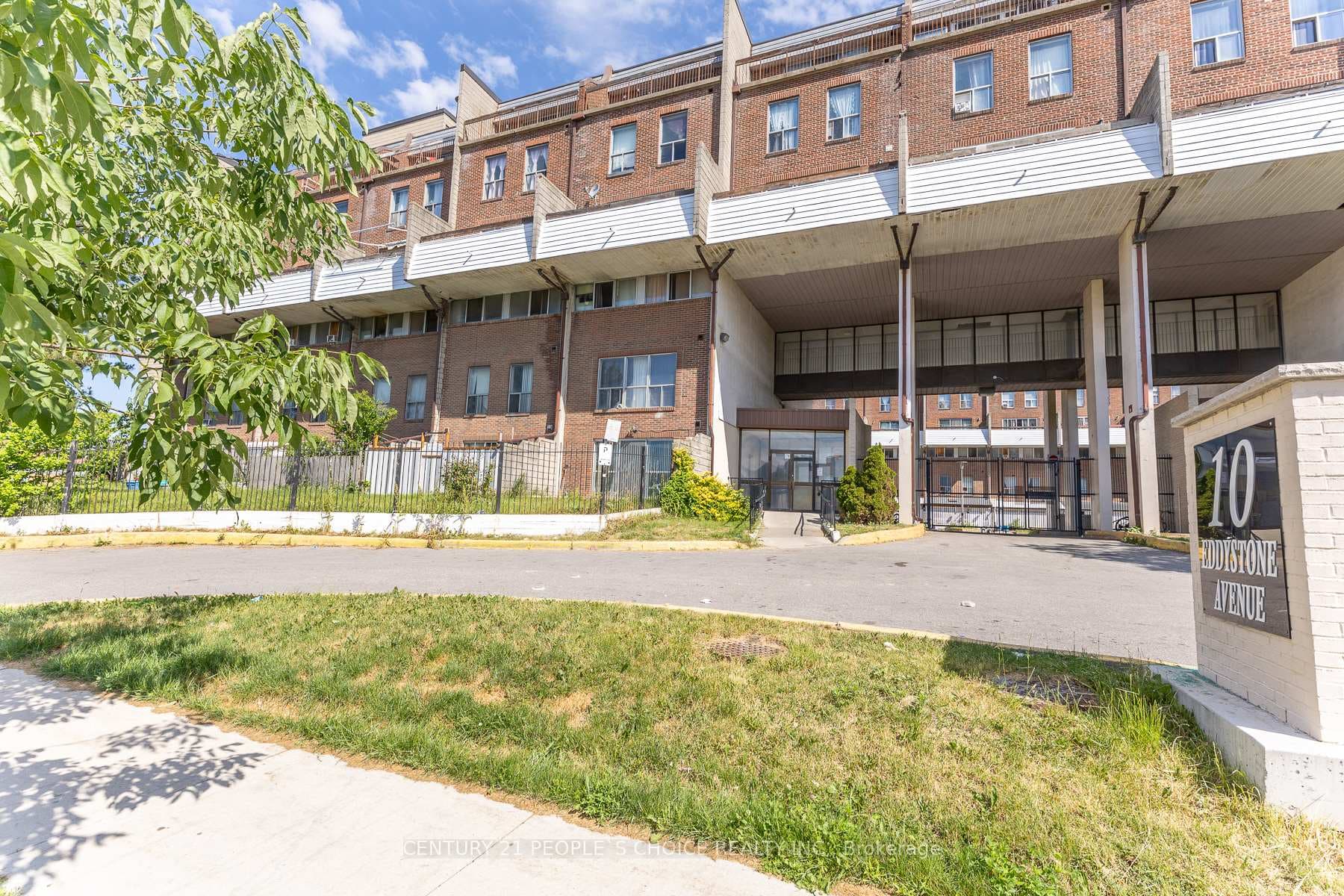 10 Eddystone Avenue Unit 106 photo 2