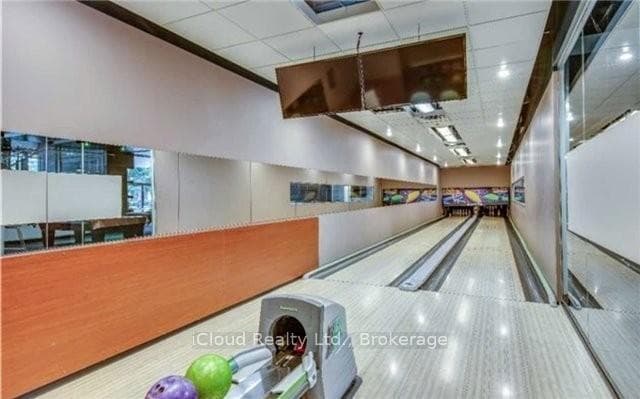 Bowling
