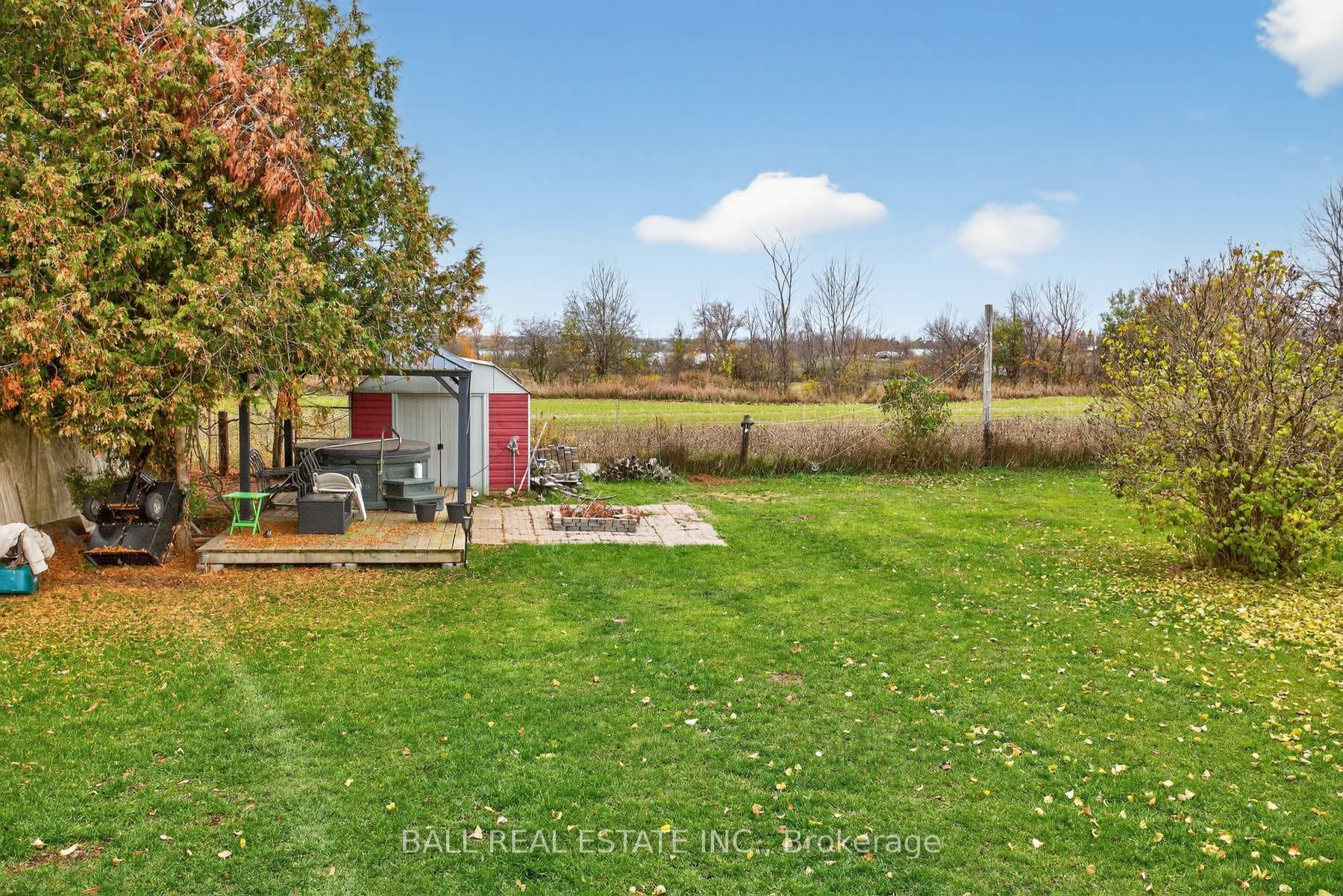 1688 Tara Road photo 34