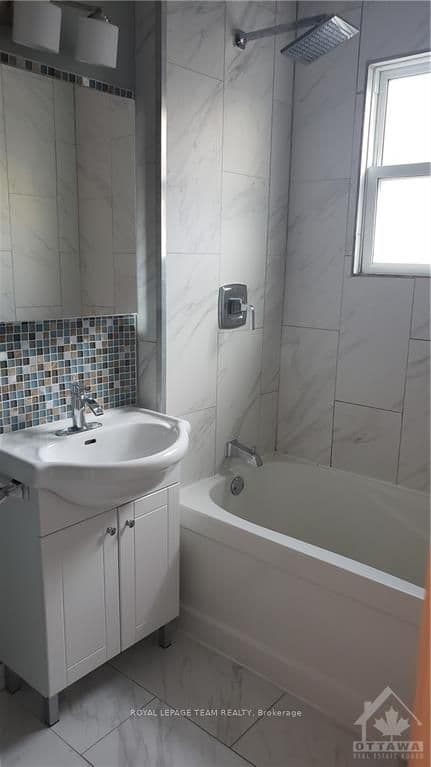 646 CHURCHILL Avenue Unit 1 photo 11