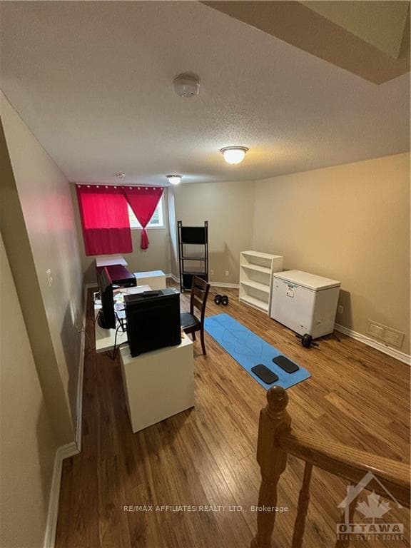 185 TACOM Circle photo 12