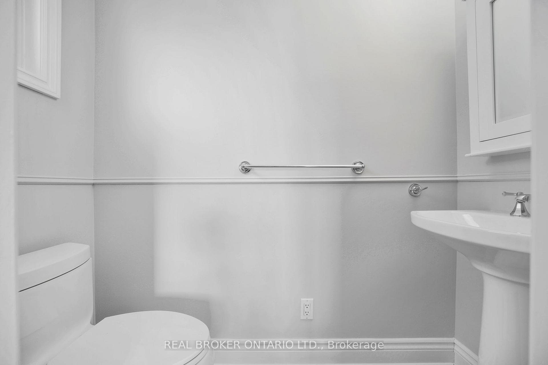 371 Fiona Terrace photo 23