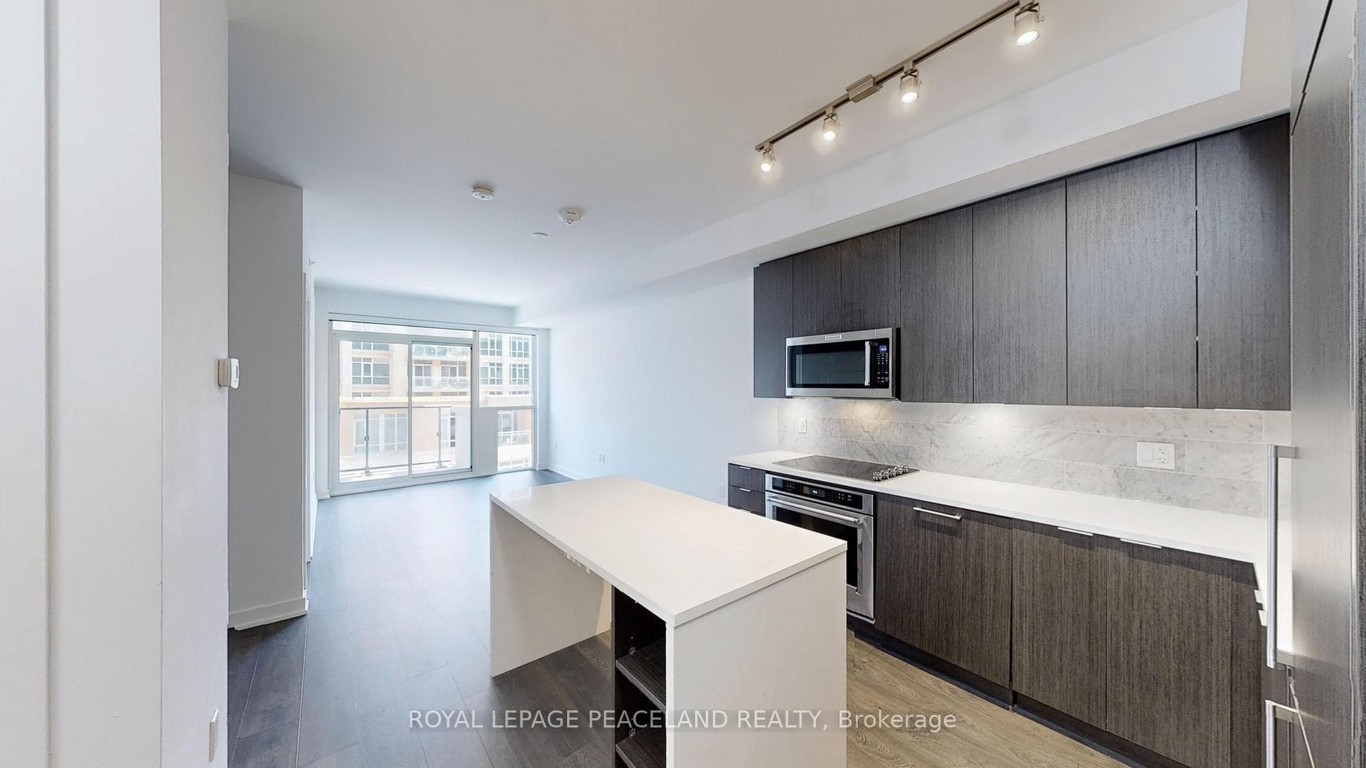 38 Iannuzzi Street Unit 518 photo 8