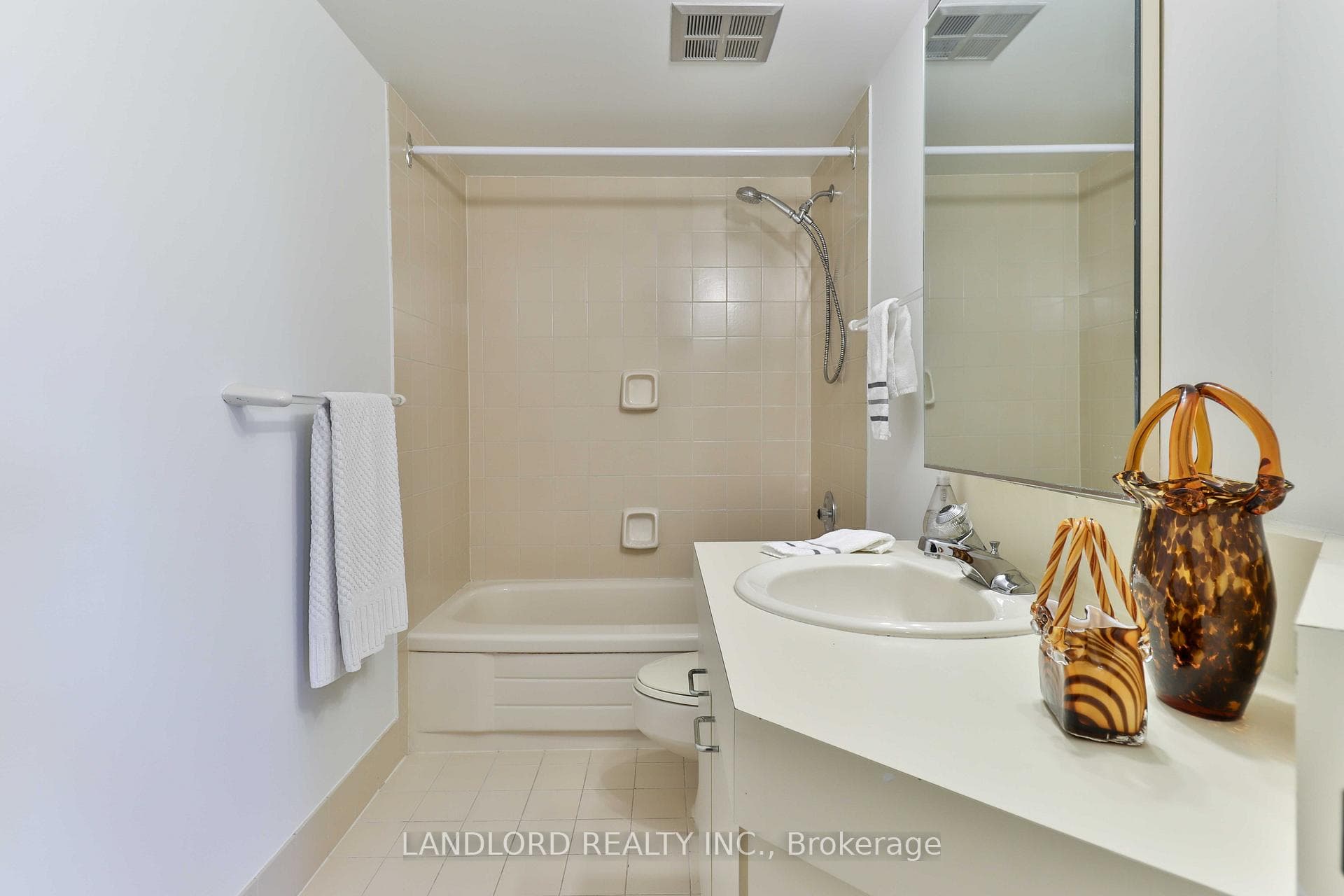 278 Bloor Street Unit 1801 photo 21