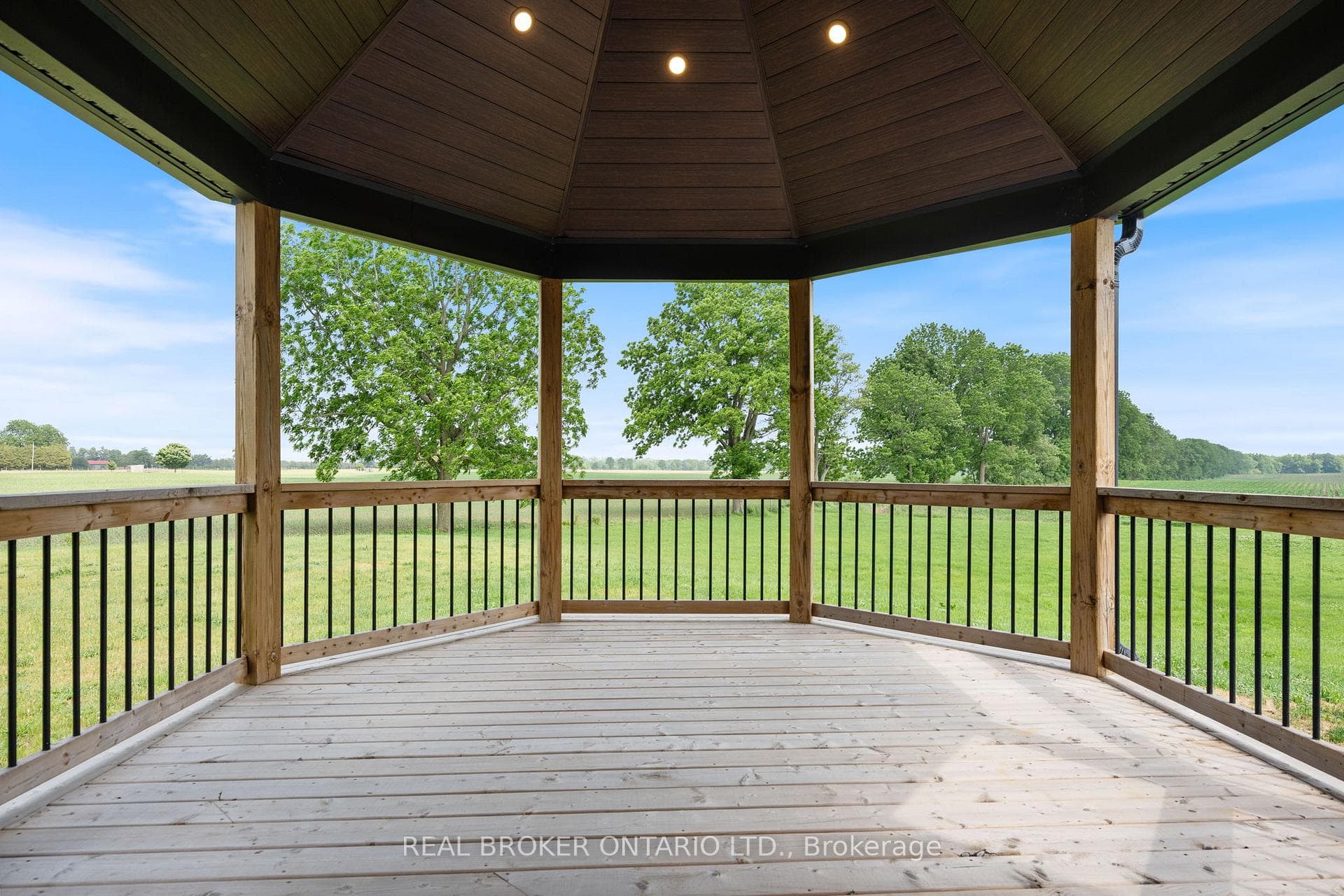 1678 County Rd 21 Norfolk Road photo 7