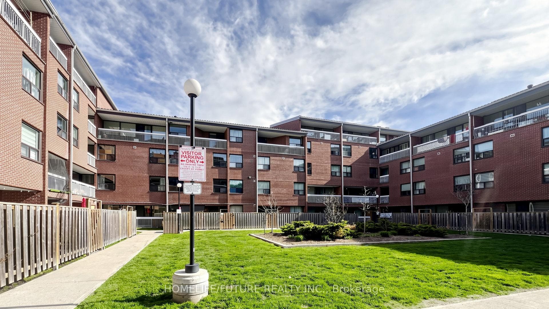 4060 Lawrence Avenue Unit 204 photo 49