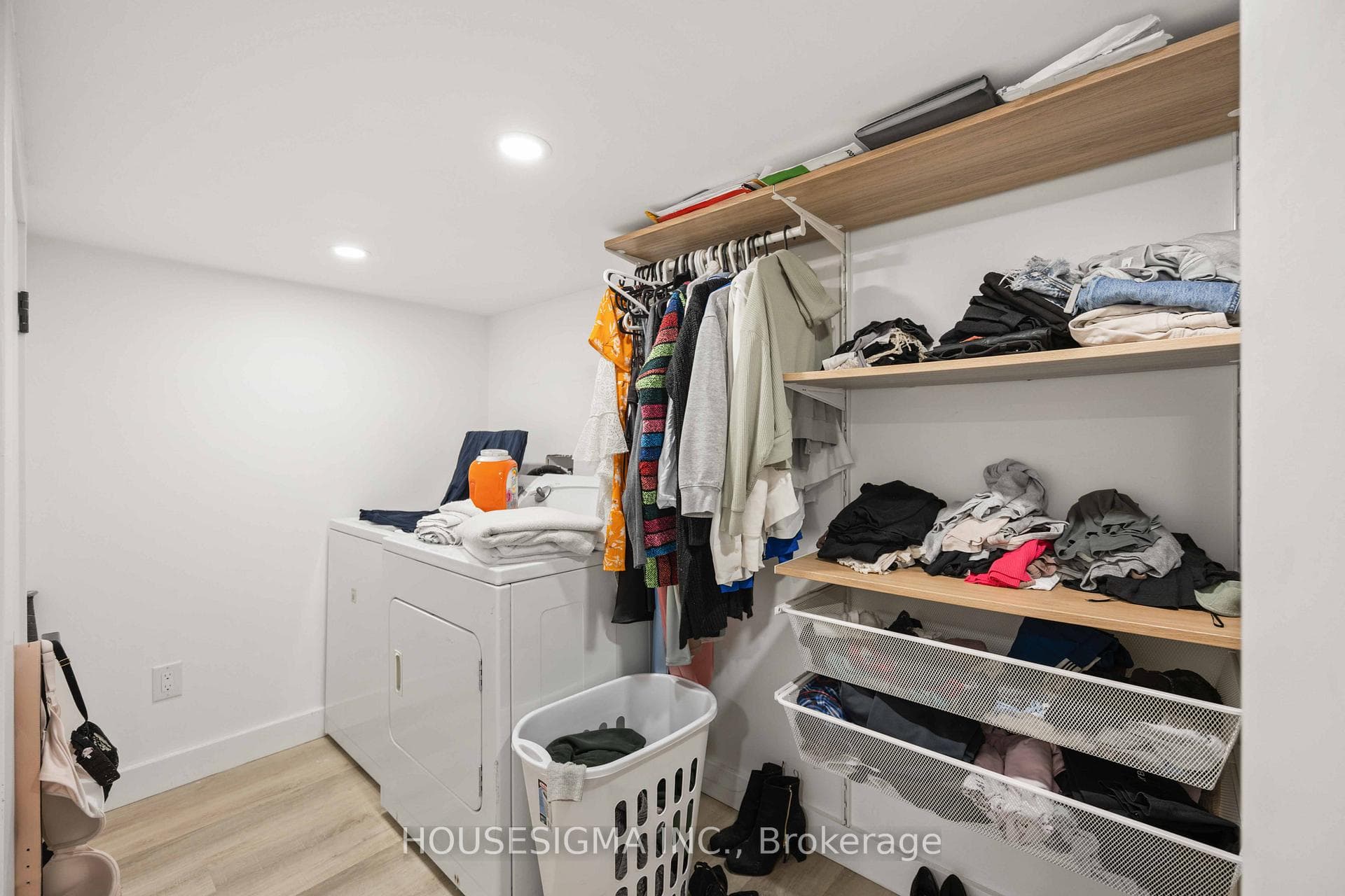 212 Shaw Street photo 17