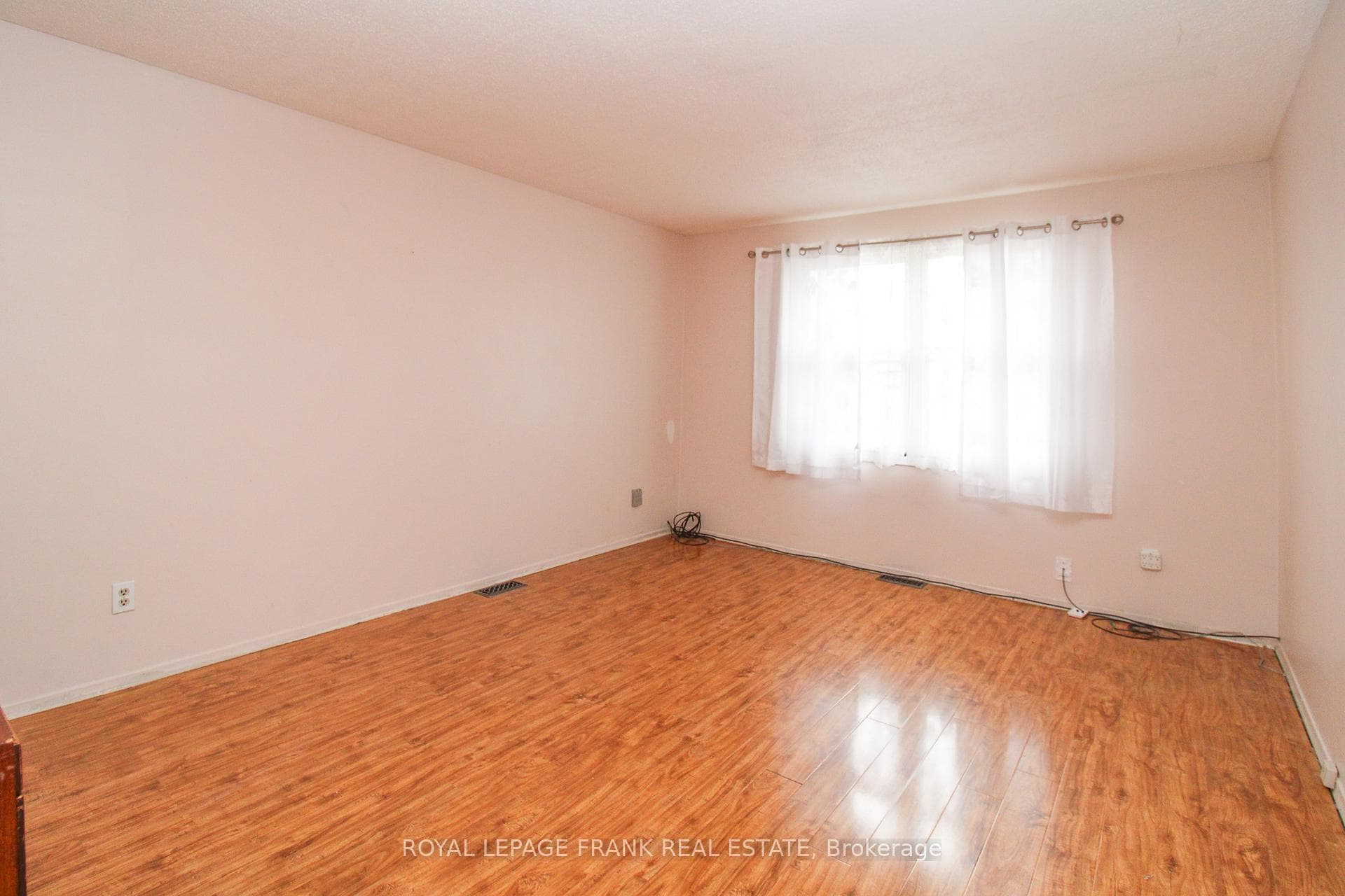 1006 Sydenham Road photo 12