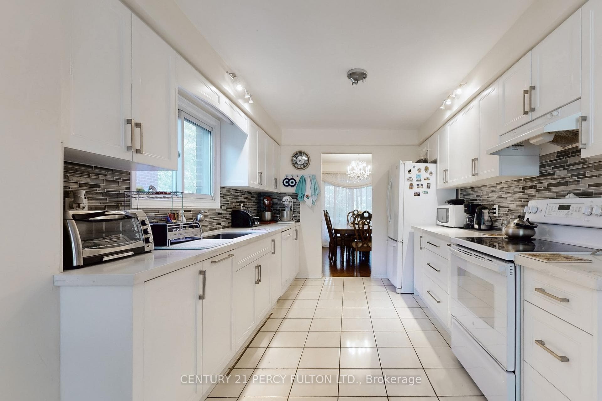169 Willowbrook Road photo 6