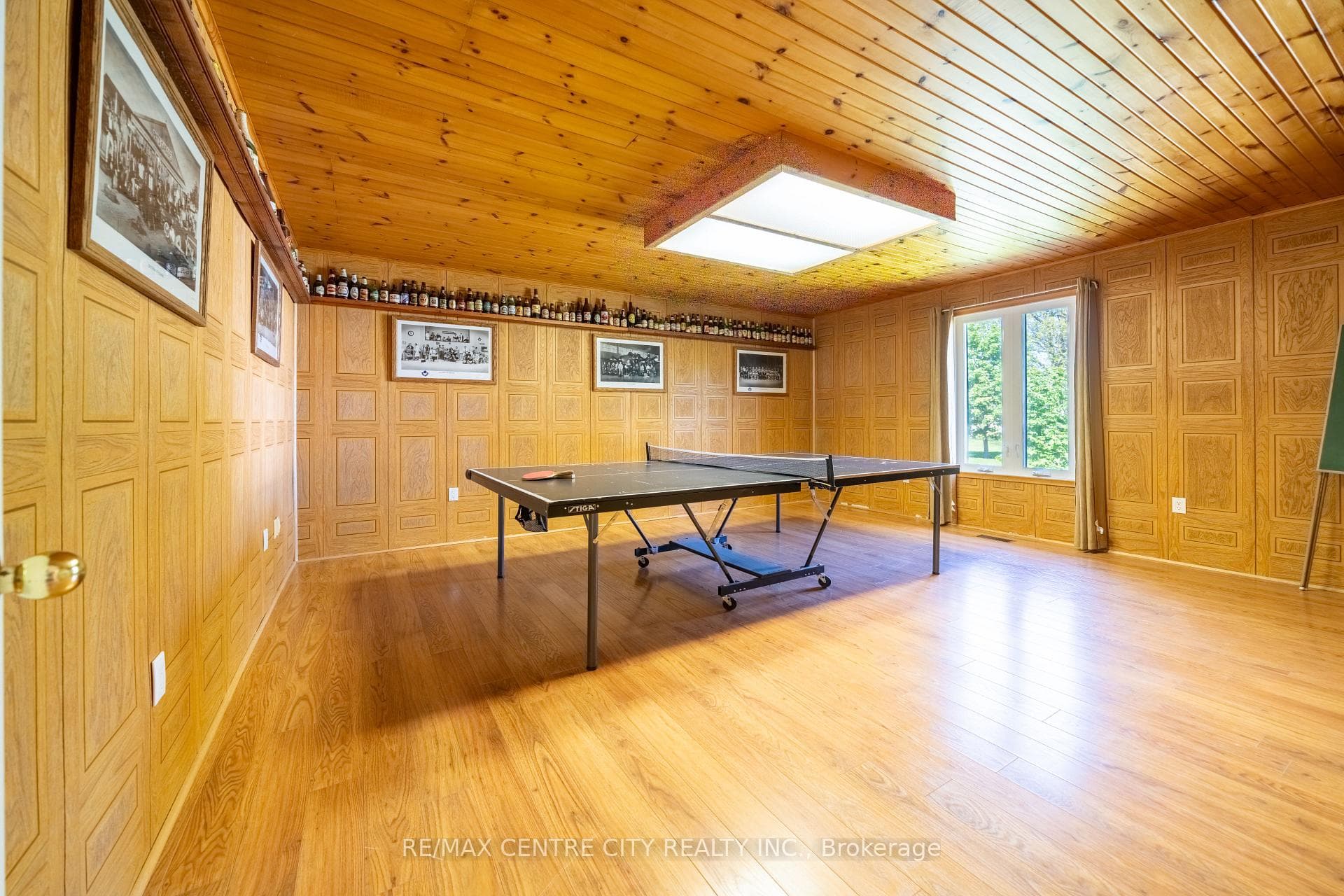 176 Eastman Avenue photo 26