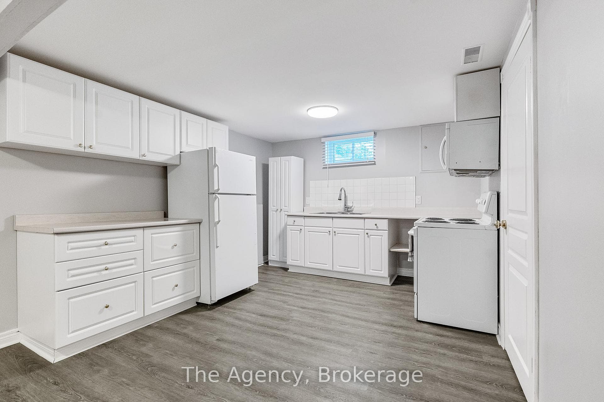 436 Bunting Road photo 25