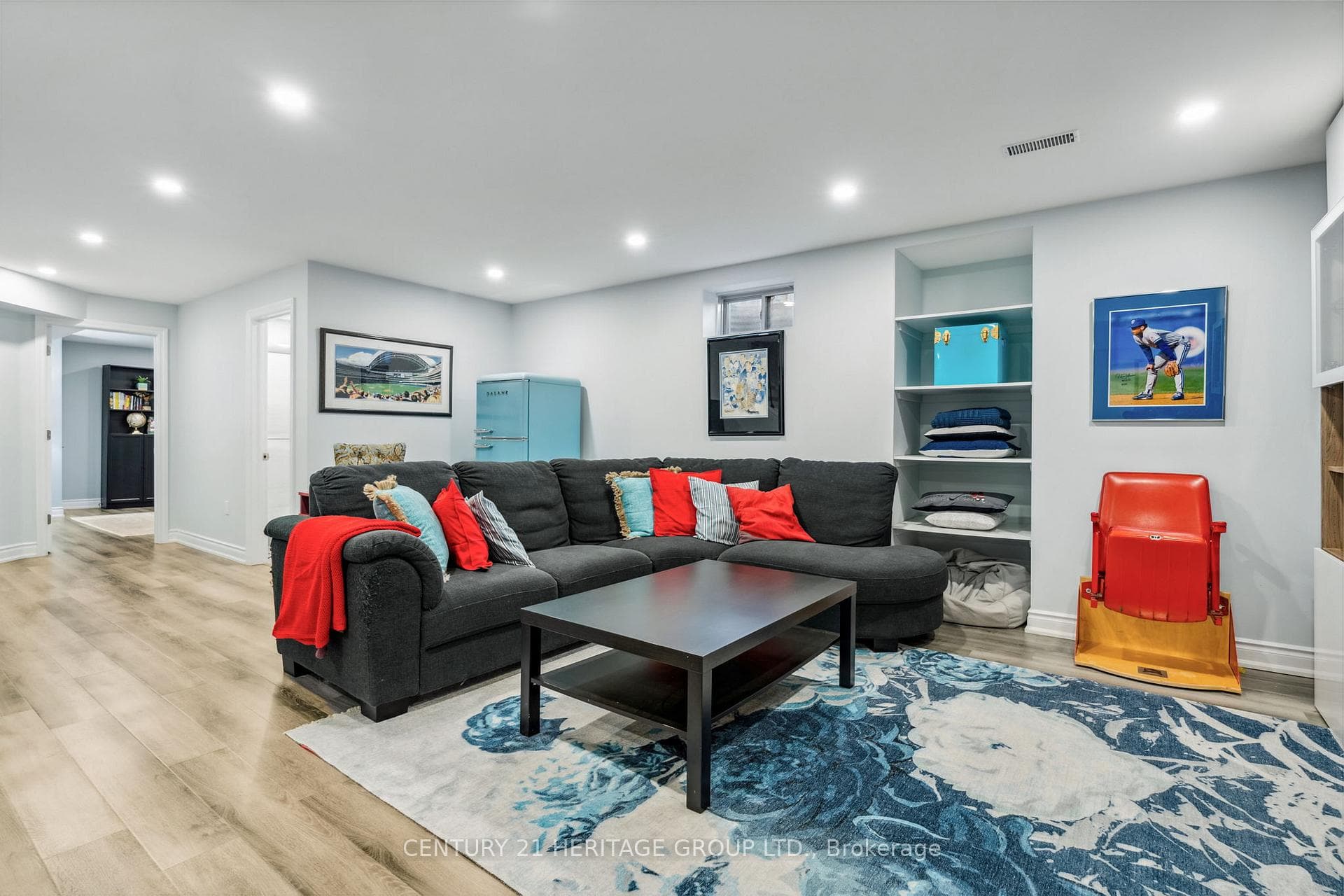 70 Peter Miller Street photo 35