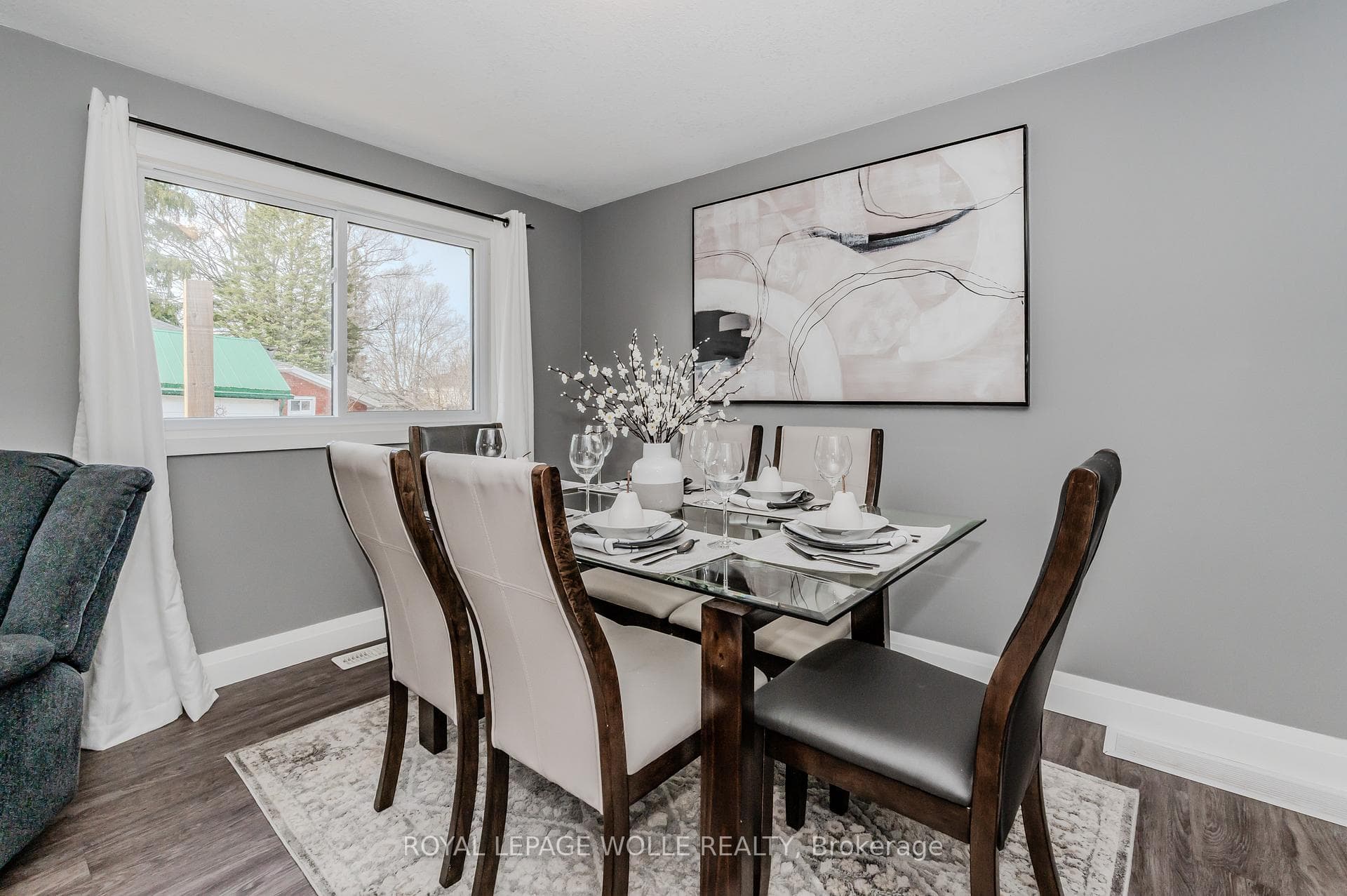 Dining Room - Main Floor