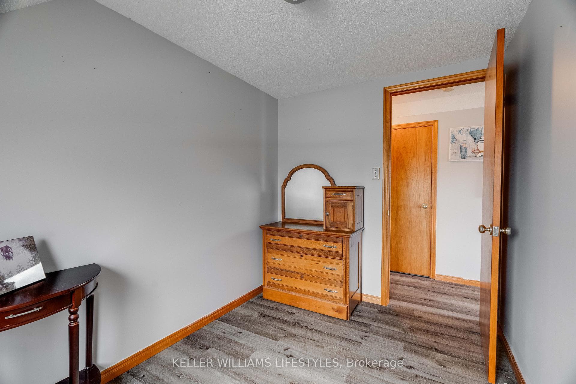 150 McRae Street photo 26