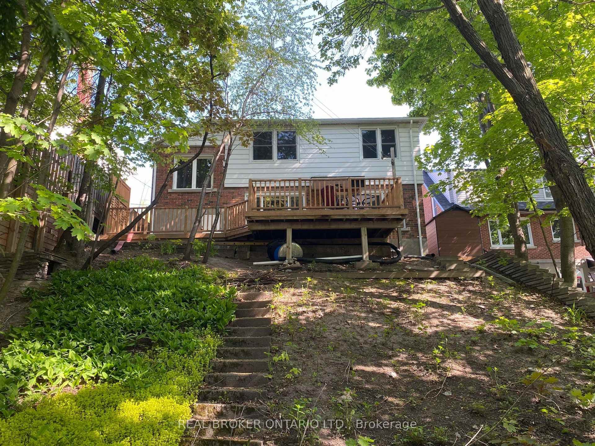 82 Hyland Drive photo 20