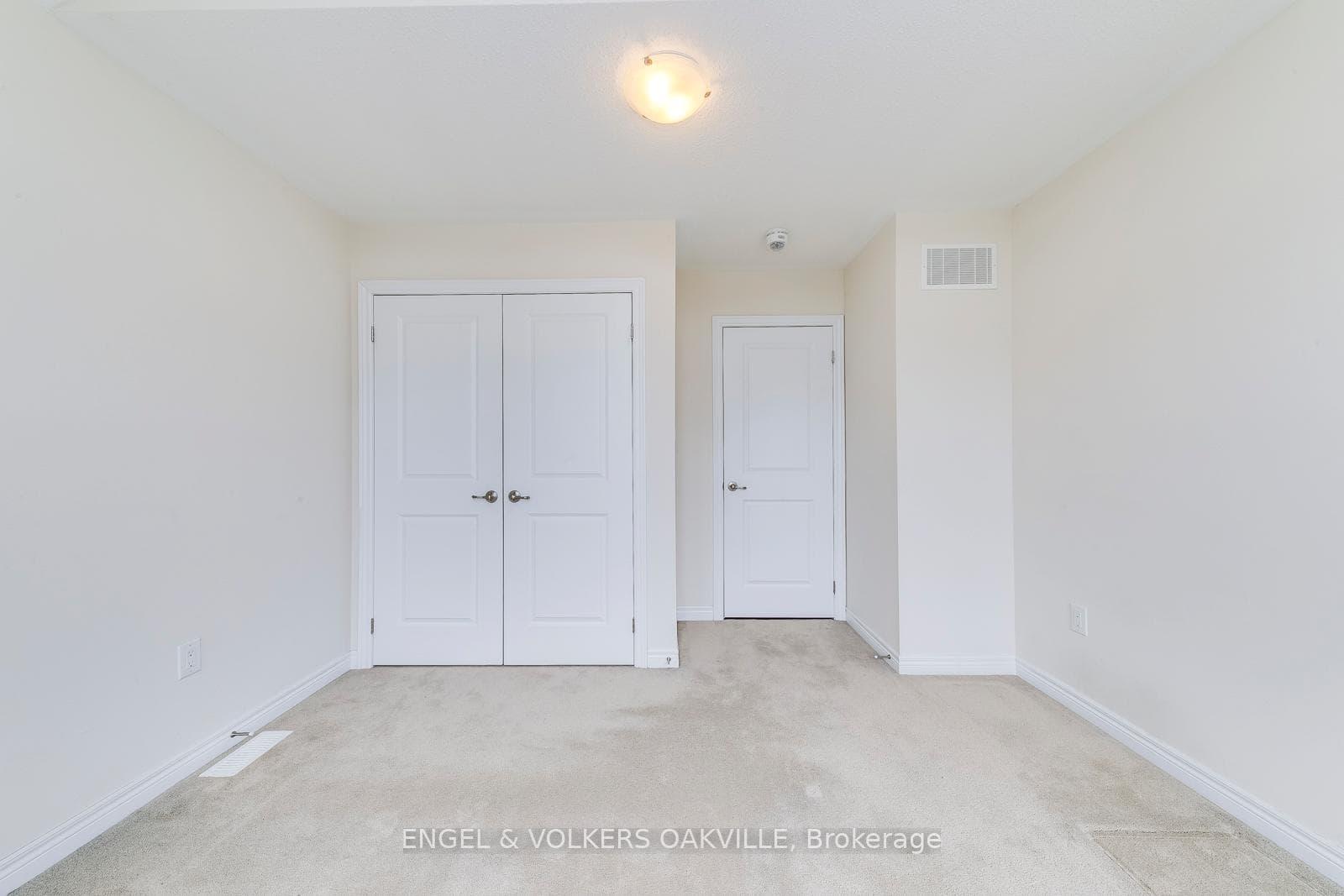 353 Leadwood Gate photo 24